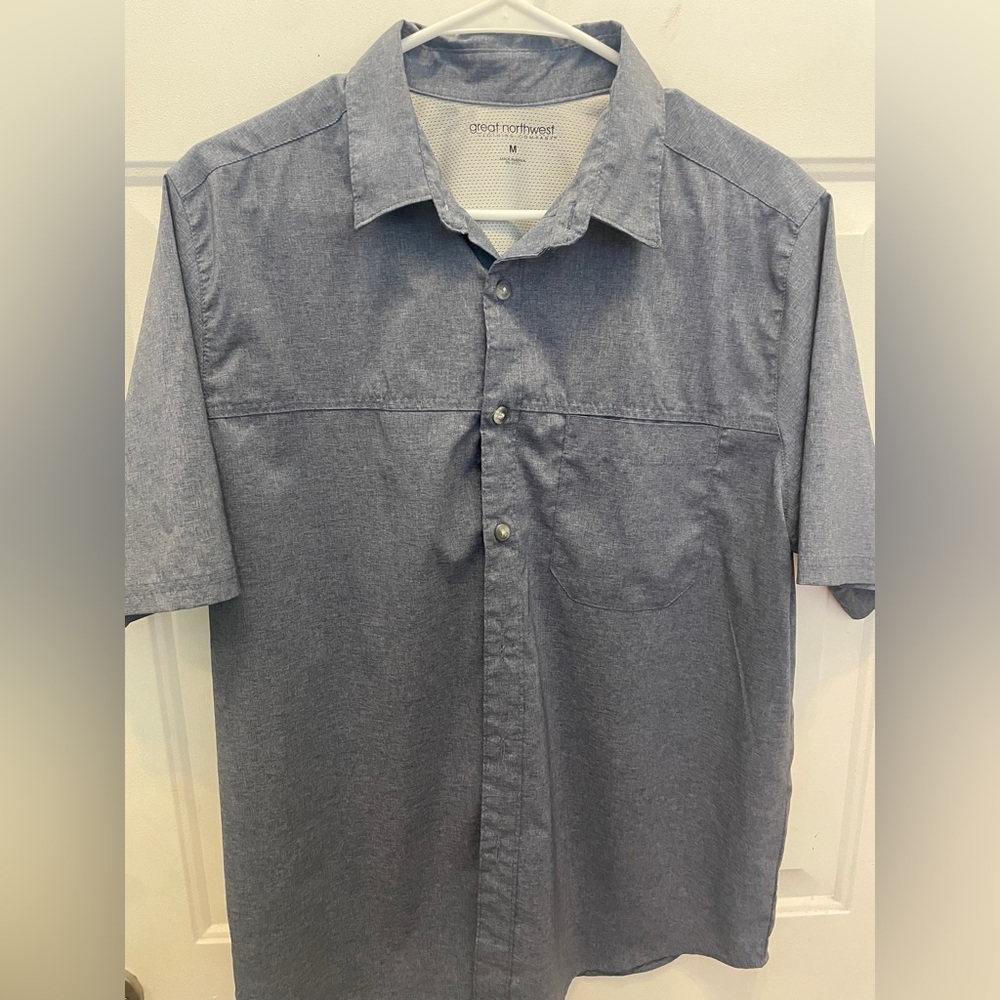 Men’s Great Northwest Clothing Company Blue Casual Button Down Shirt